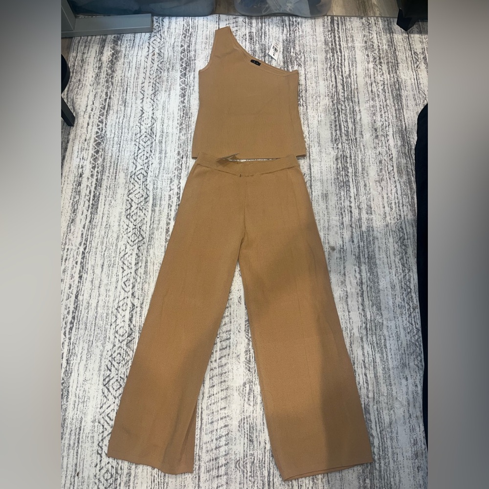 Women's Tan Sleeveless Jumpsuit